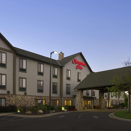 Hampton Inn Kansas City The Legends Екстер'єр фото
