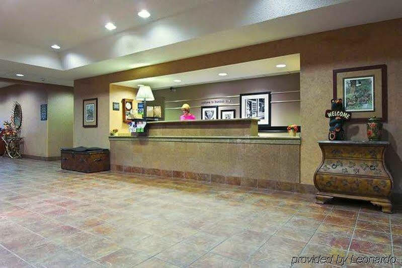 Hampton Inn Kansas City The Legends Екстер'єр фото